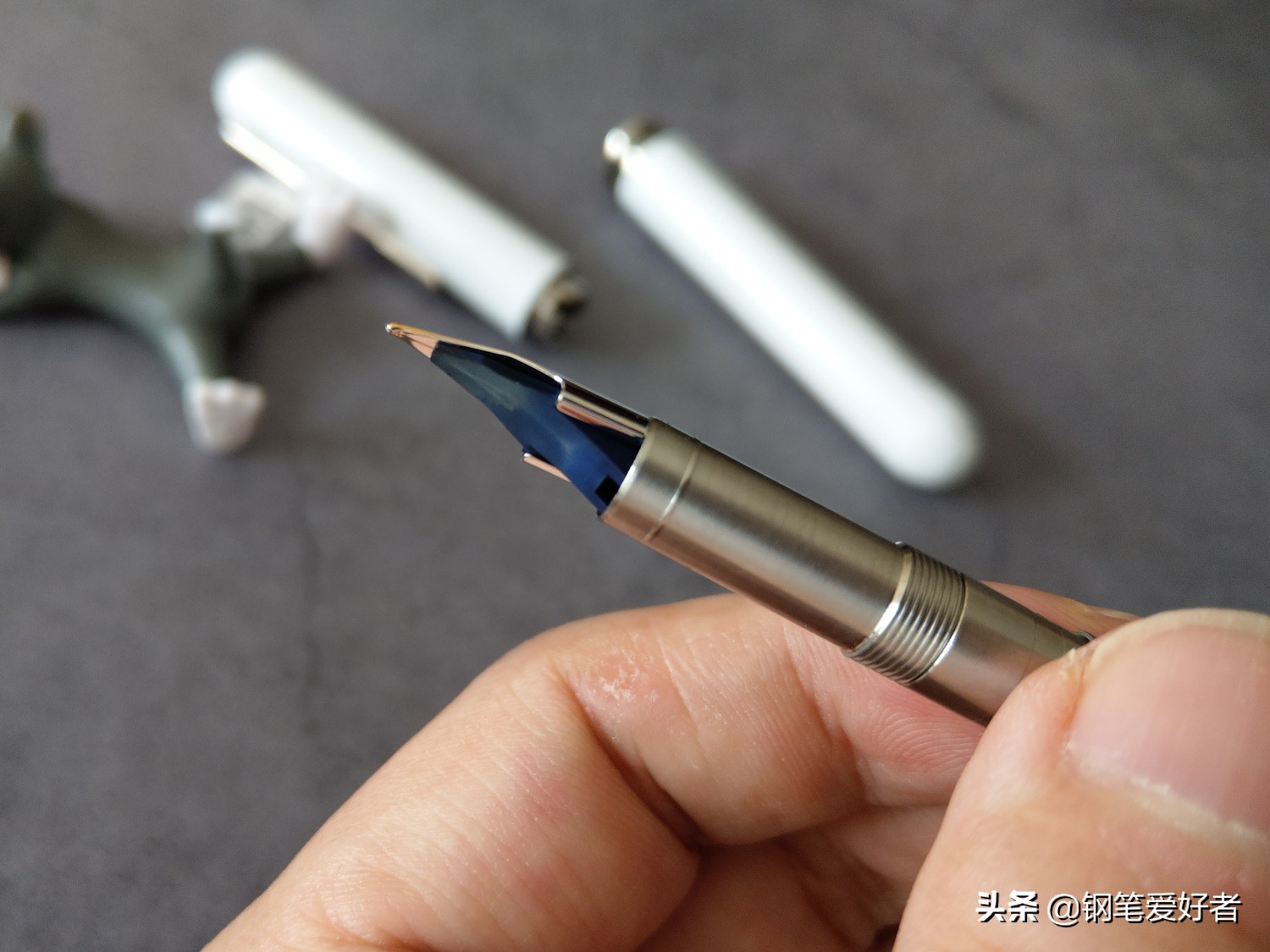 凌美焦点cc钢笔测评,lamy凌美钢笔尖粗中细怎么分辨