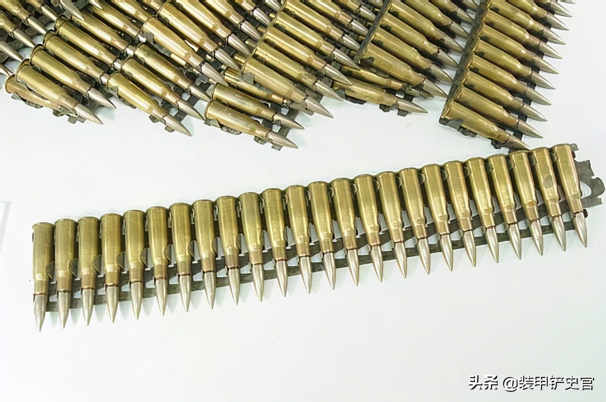 维克斯马克沁1912气冷式重机枪,被马克沁机枪和大炮取代的年代