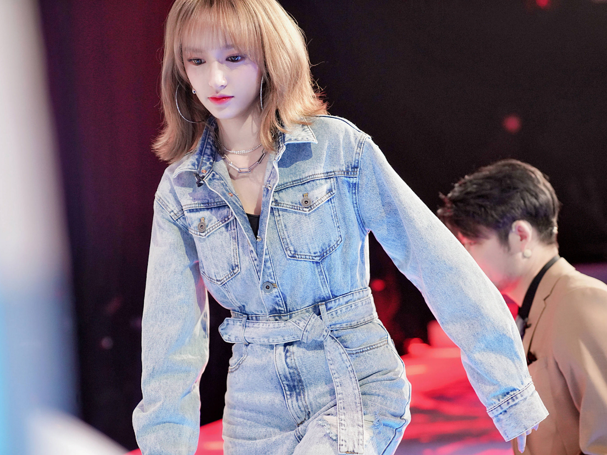 程潇牛仔短裤图片 (106斤程潇穿什么裤子)