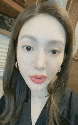 敢当众谈这件事，她就值得被点赞