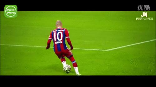 足球技巧可以不伤人但危险度很高,足球比赛进球的小技巧谁也防不住