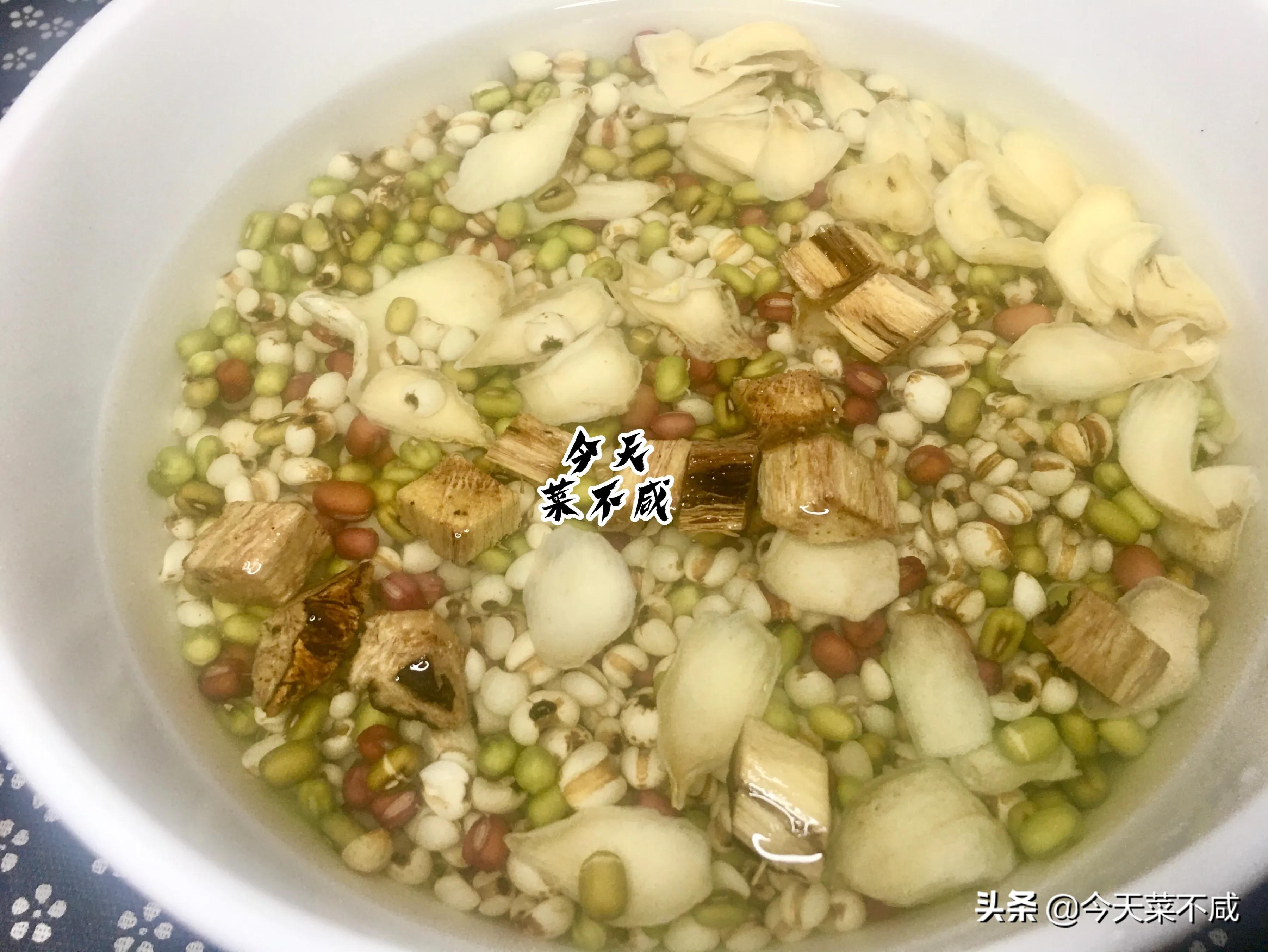 伏天喝红豆薏米水祛湿气效果好,红豆绿豆薏米汤每天喝几次