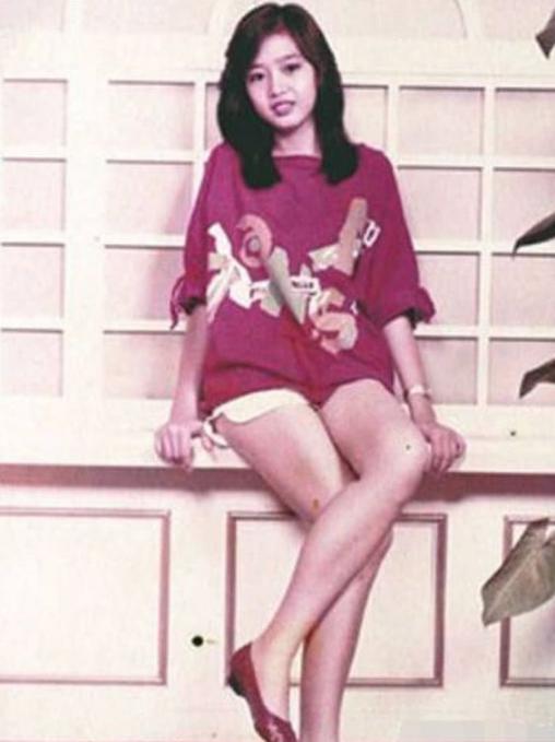 “天王”刘德华：经历了3段感情，最后为何选择朱丽倩？