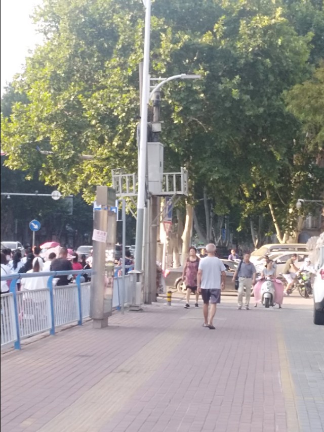 王玉：余沟初秋与老城老人