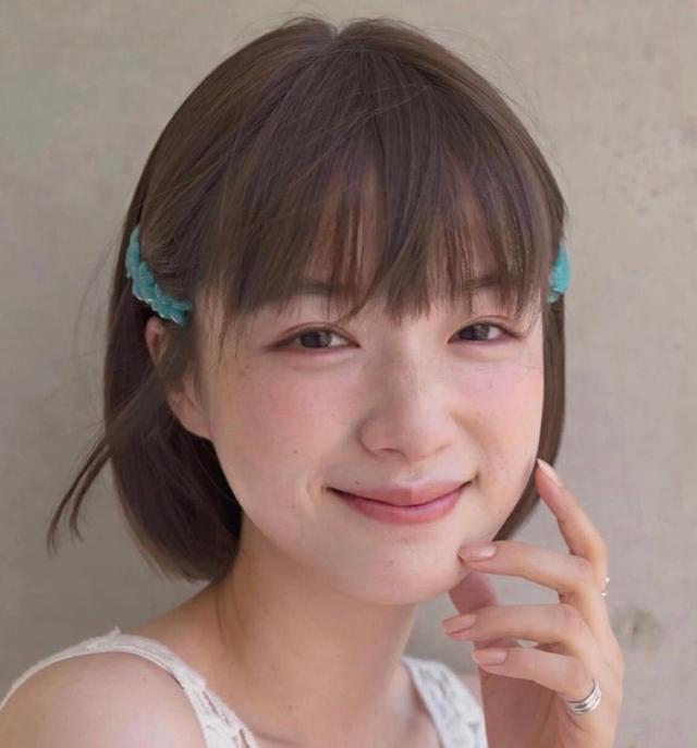 水滴鼻与鹰钩鼻之间的鼻型,男士水滴鼻的鼻型图片