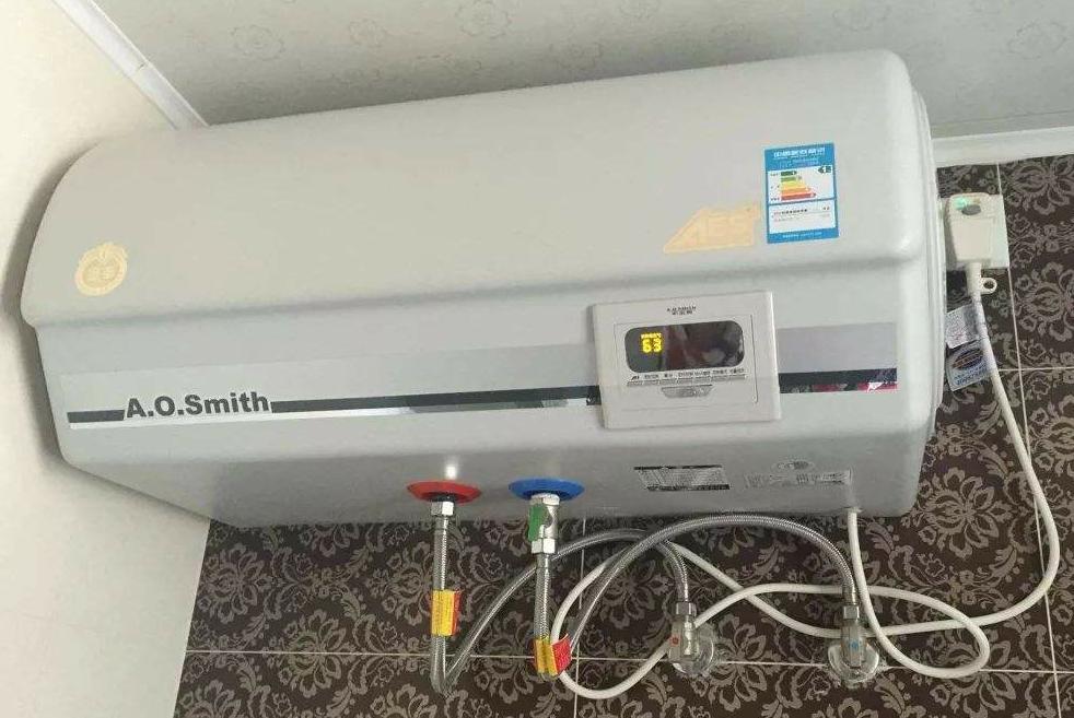 电热水器怎么防止漏电伤人,电热水器漏电十分钟报警