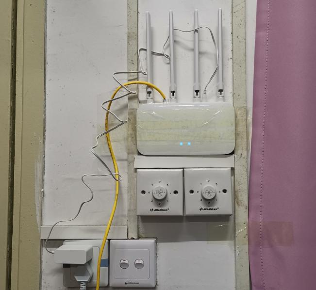 怎样才能使家里路由器信号变好,卧室路由器怎么和客厅路由器联网