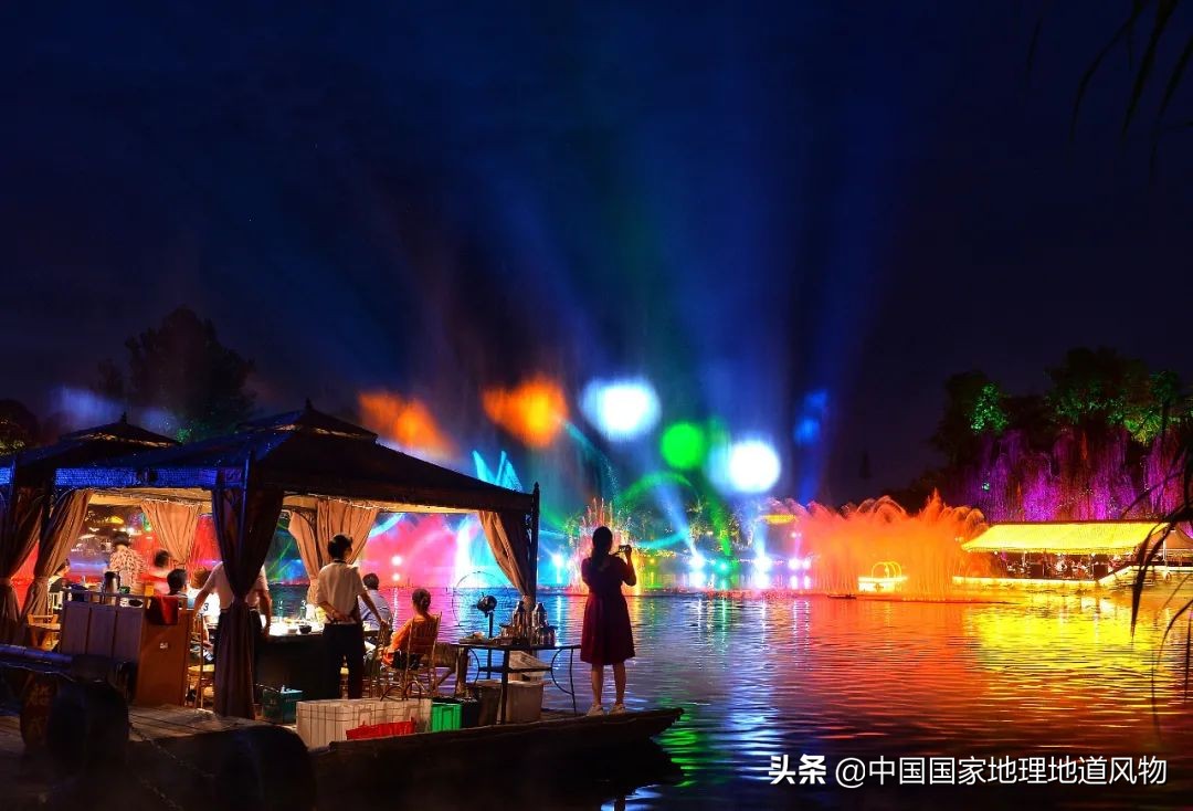 成都是一个安逸的地方吗,成都是个挺安逸的城市