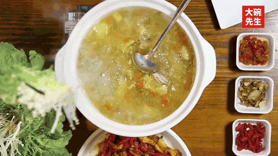 当代年轻人如何树立正确的消费观,当代年轻人的珠宝消费观