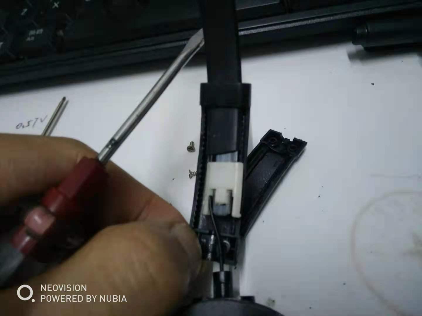 minisom1耳机如何拆解,miniso蓝牙耳机拆解外壳教程