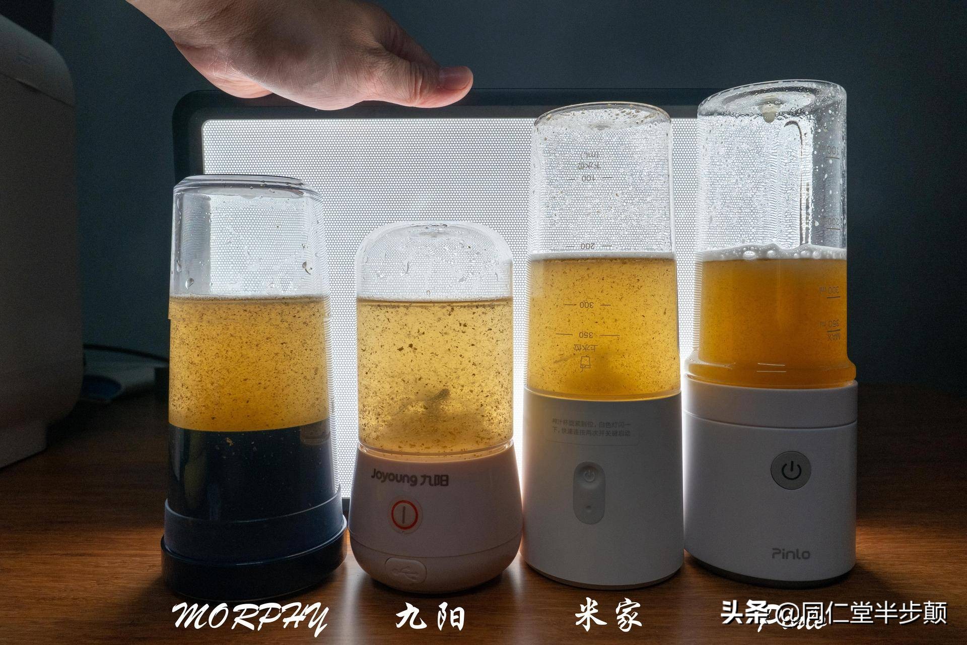 怎么用榨汁机榨果汁,如何用榨汁机榨出一杯好吃的果汁