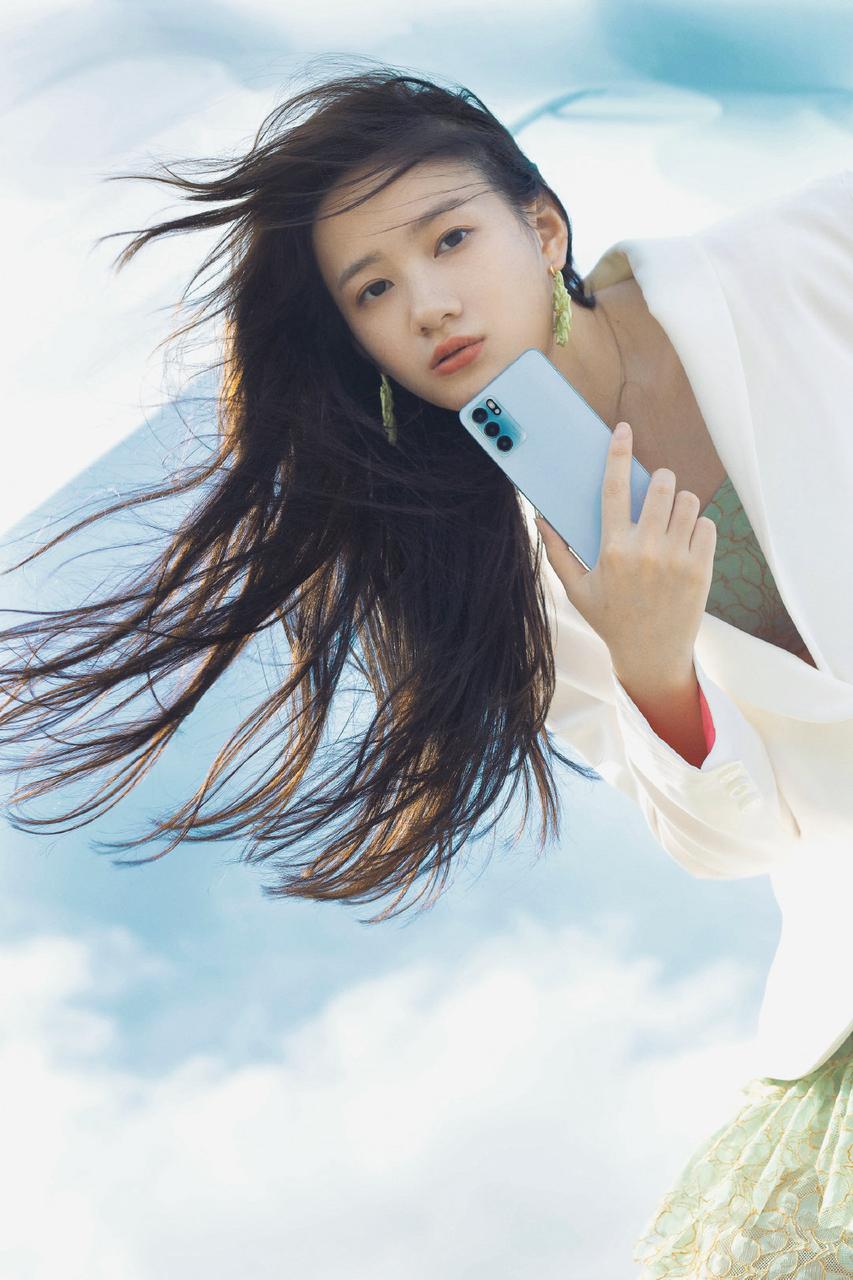 思聪做网红“舔狗”，引出另一对乱炖CP？吴亦凡无故躺枪