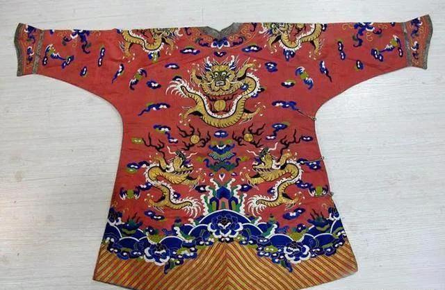 龙那么弱为什么还说是龙的传人,龙的传人龙的形象突出反映了什么