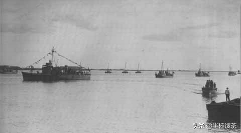 他是新四军，华东局潜伏上海最重经济特工，牺牲在上海解放前三天