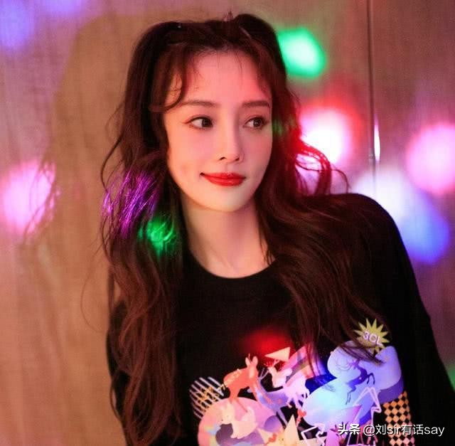李小璐近期跳舞照片,李小璐直播后失声痛哭照片