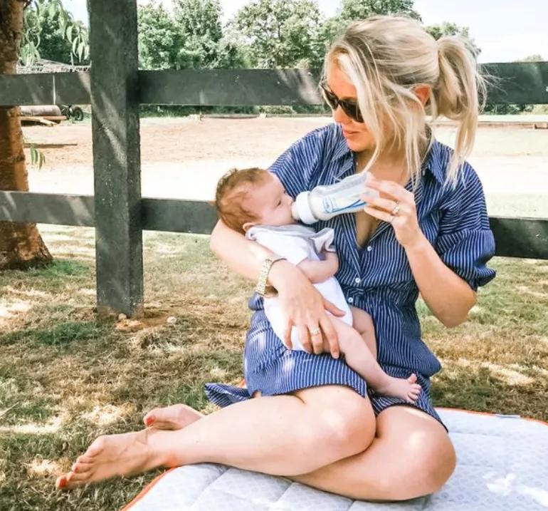 给富豪妹妹当保姆,给富豪家庭当保姆