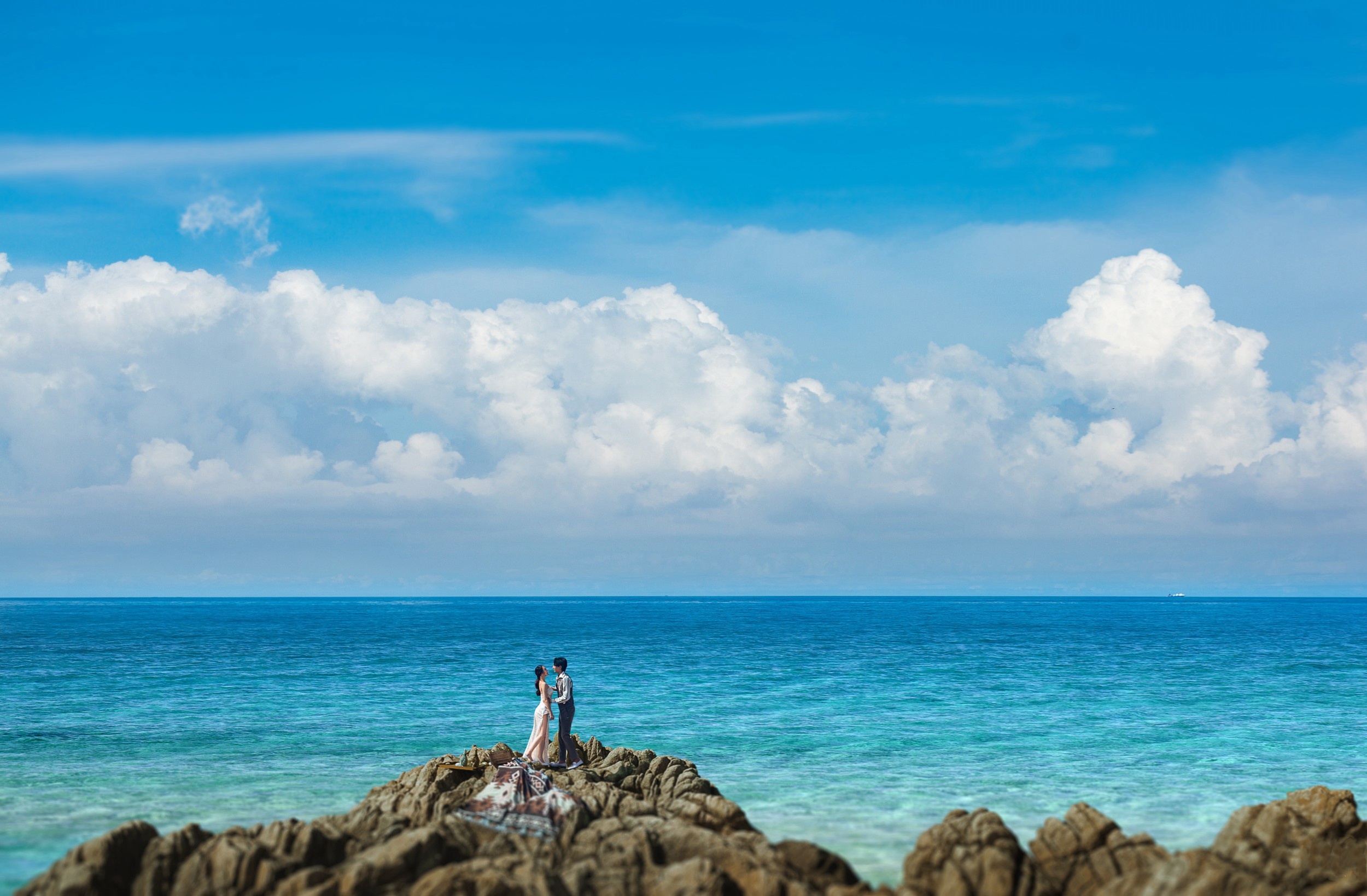 三亚婚纱照旅拍哪家好,三亚旅拍婚纱照大概多少钱