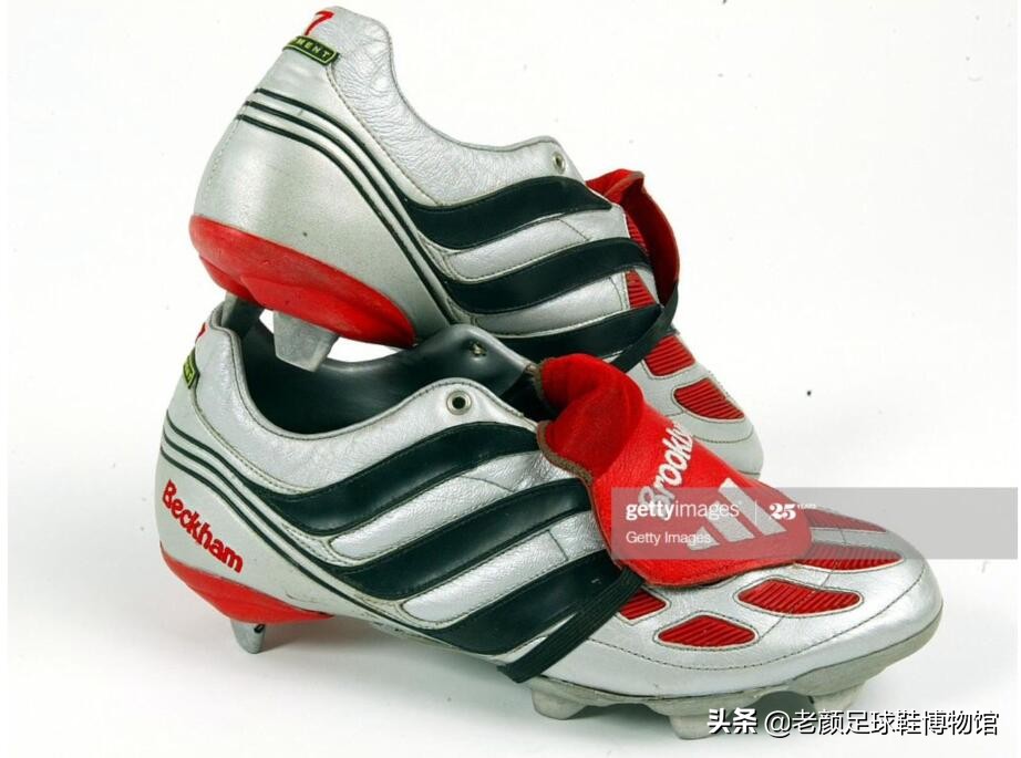 贝克汉姆巴黎最后一战球鞋,贝克汉姆穿的什么足球鞋