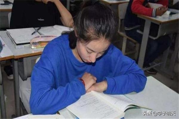 孩子复读不愿意上学怎么办,孩子复读也不努力