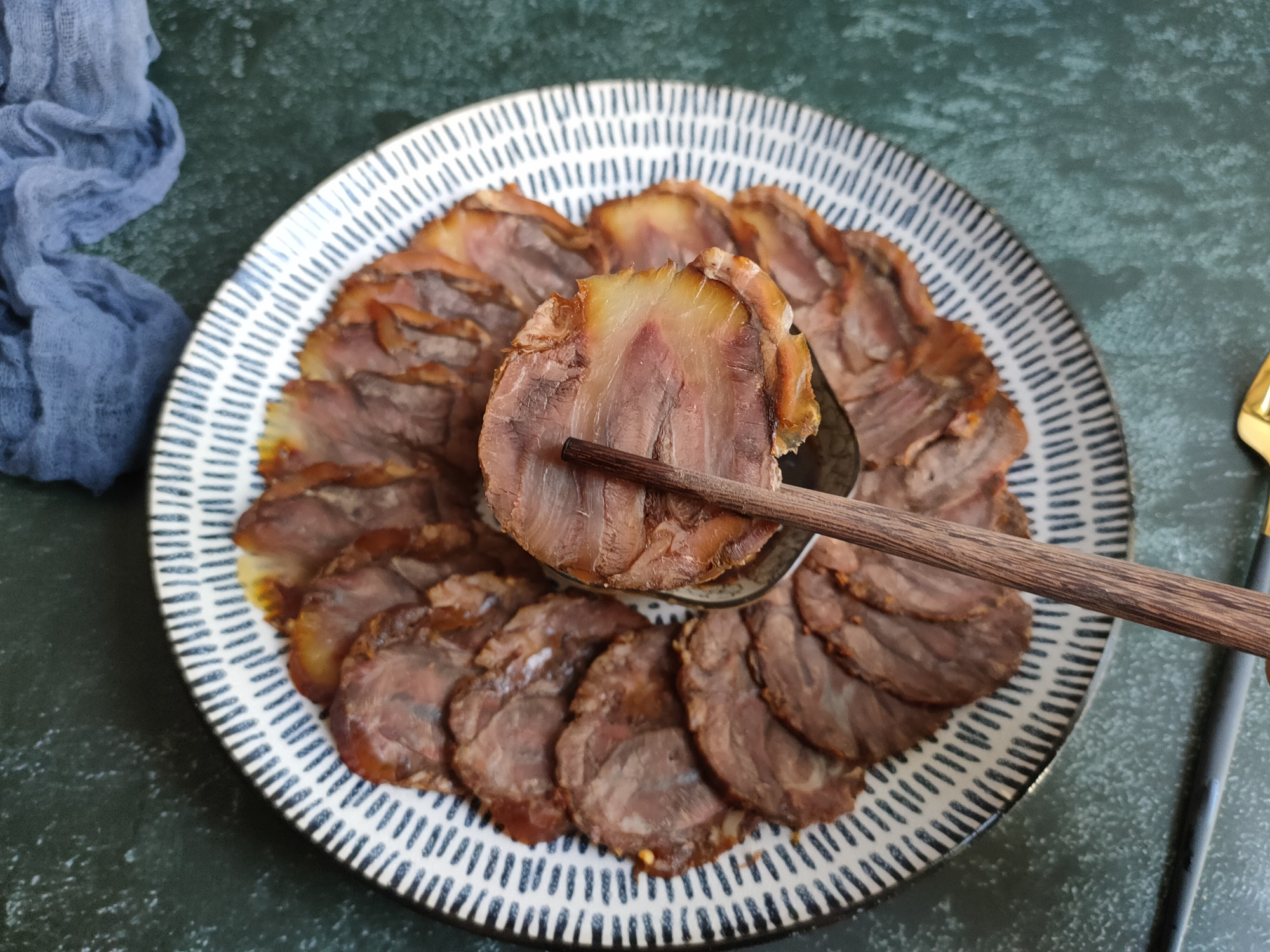 秘制酱牛肉配方原来诀窍这么简单,老味酱牛肉做法