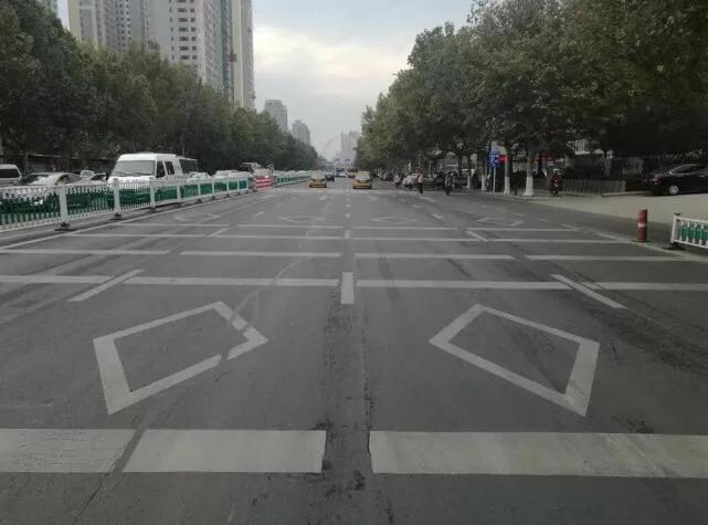 注意五种道路标志,怎么样分辨各种道路路标和标线