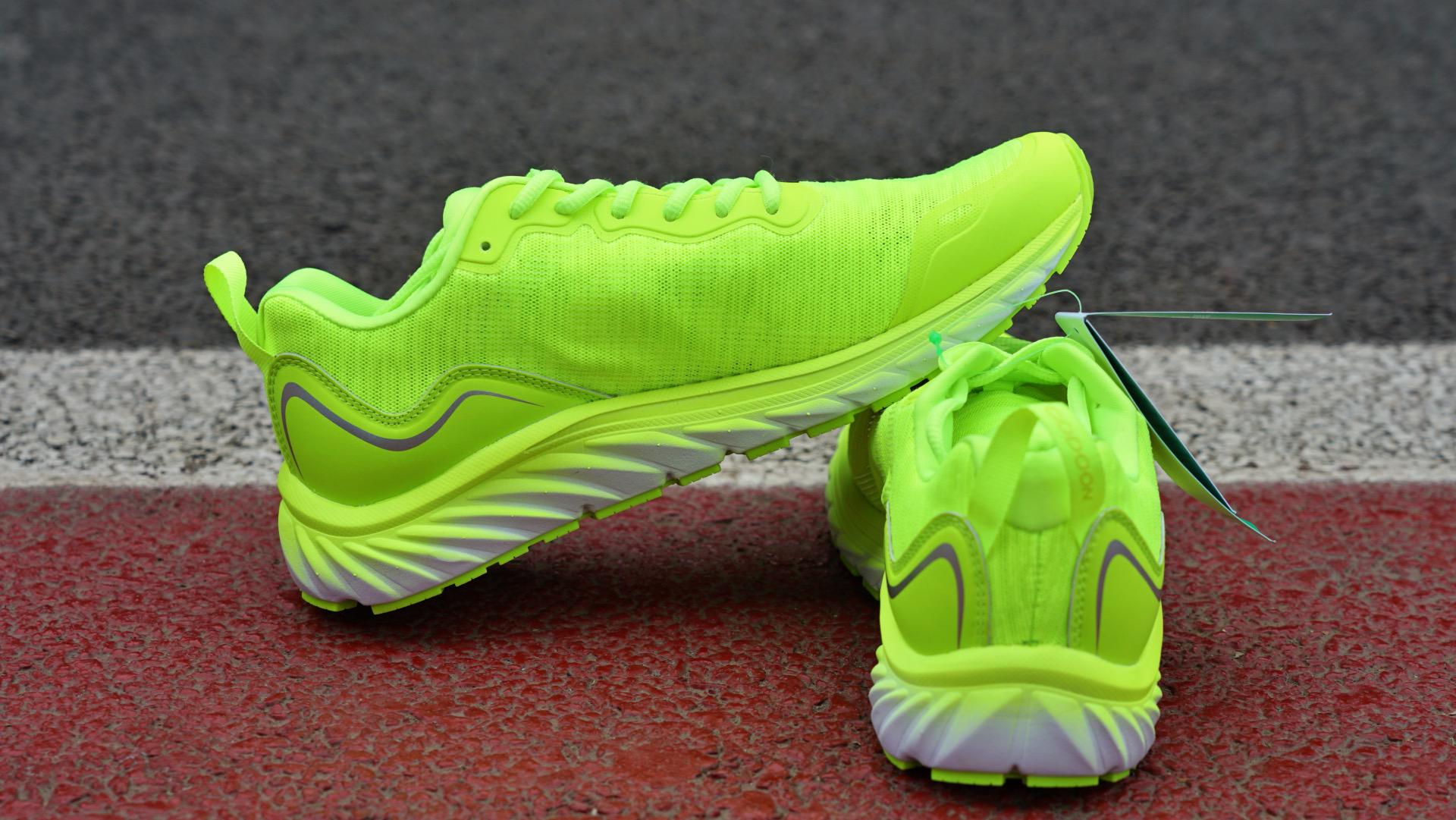 咕咚10k悦弹跑鞋适合中考吗,咕咚24k跑鞋