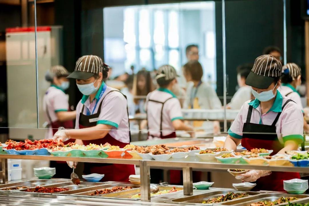 vivo质量堪比诺基亚,vivo手机和苹果手机5年后对比