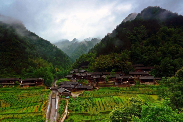 被誉为广东小香格里拉在哪里,湖北云南香格里拉旅游景点