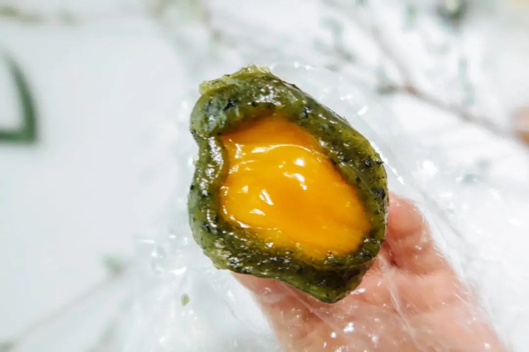 彩色青团试吃,各个牌子的青团试吃