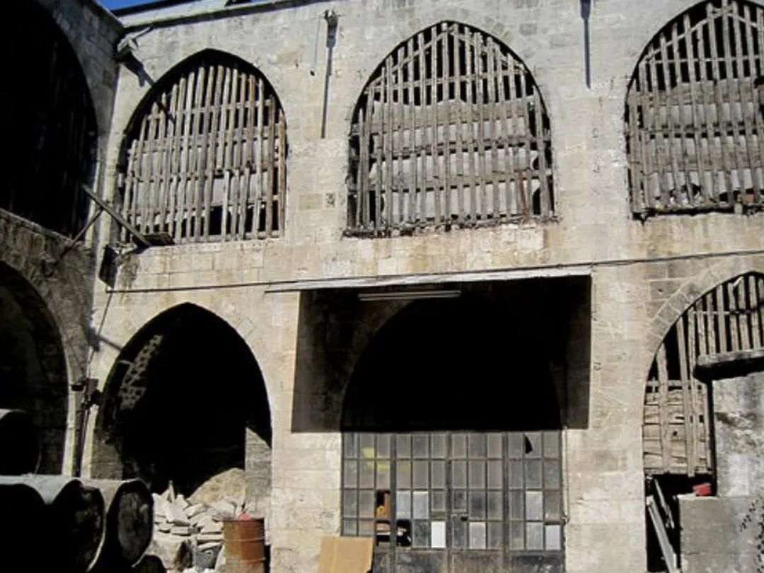 叙利亚男孩建家园,叙利亚男子安家