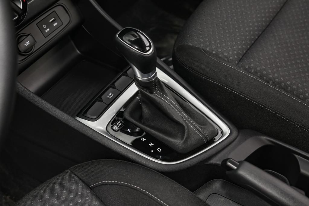 2020款悦动炫酷手动多少钱,2021款现代悦动自动挡省油吗