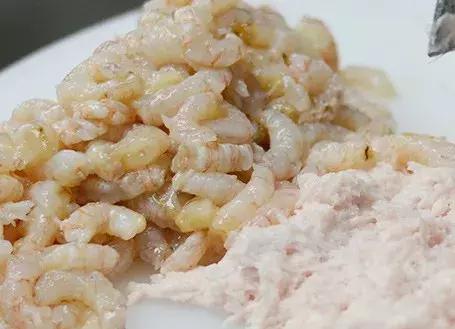 鱼丸里没鱼？虾丸里没虾？蟹丸里没蟹？