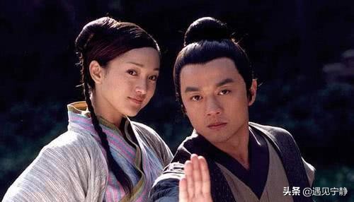 周迅早年艺术照片被曝价值184万,周迅拍卖