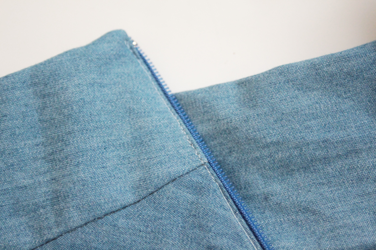 怎么把裙子后面的拉链改成绑带,裙子侧边怎么装拉链最简单方法