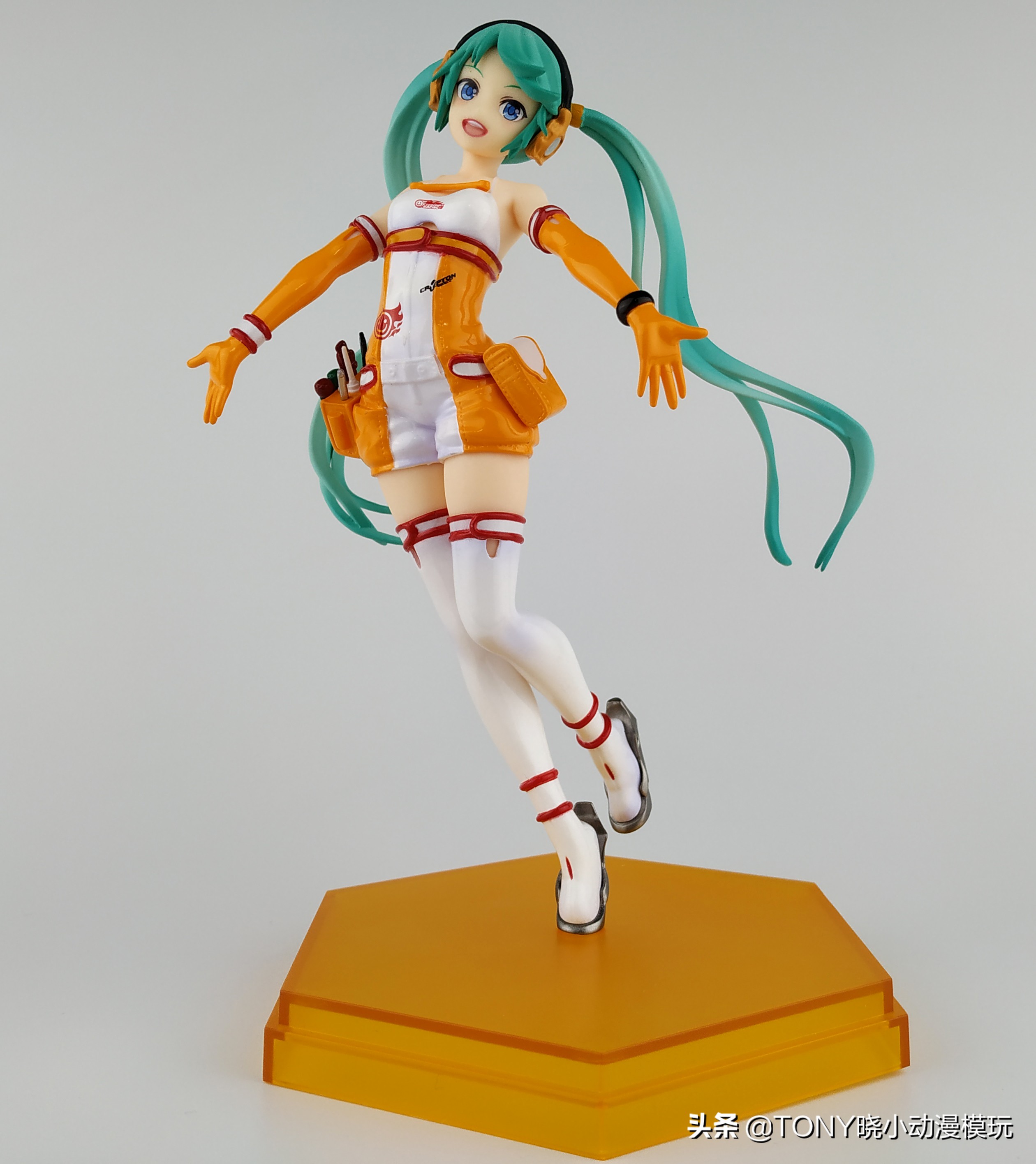 2020初音未来gsc手办可动,2016初音未来赛车服手办