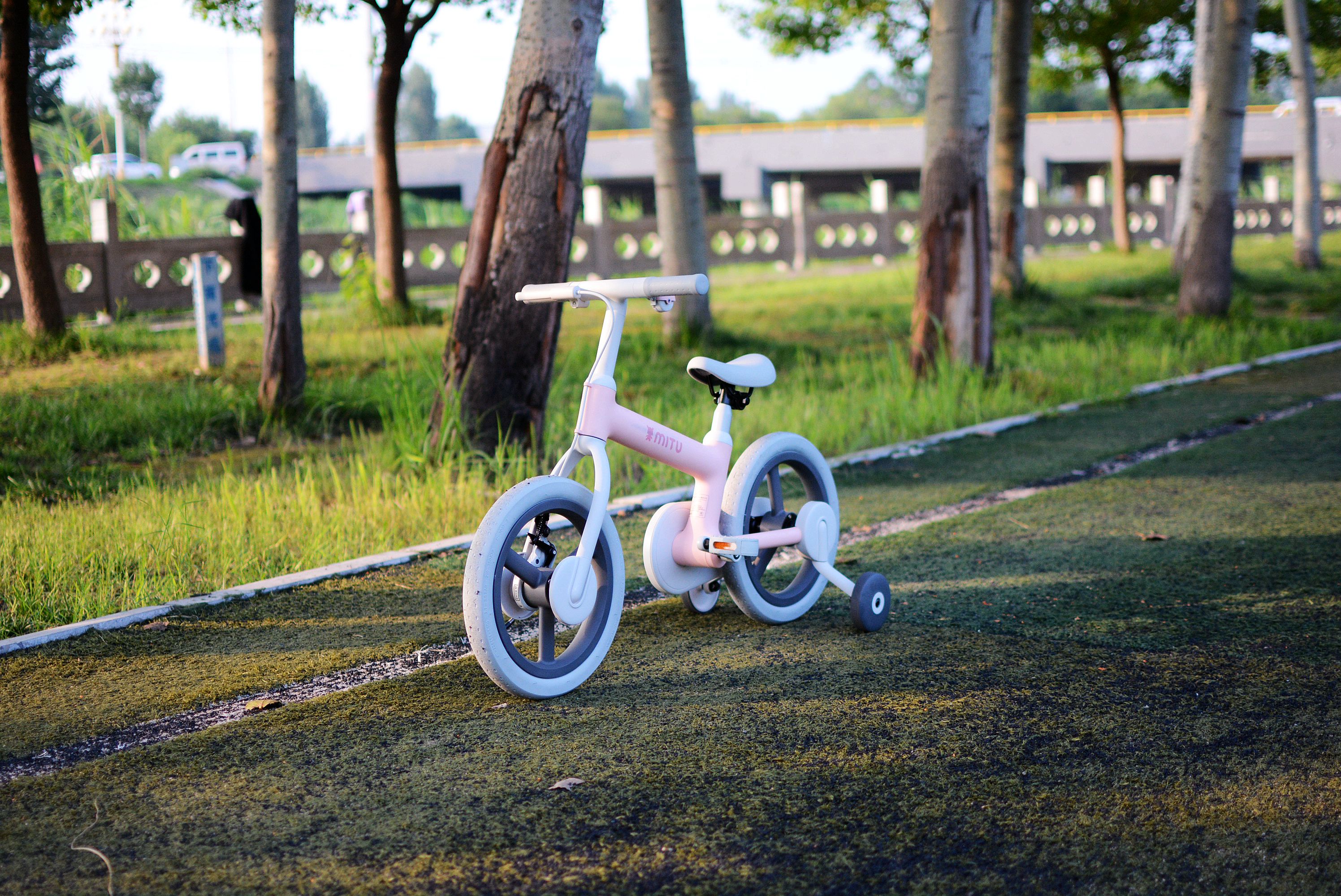 小米生态链儿童自行车,小米儿童自行车深度评测