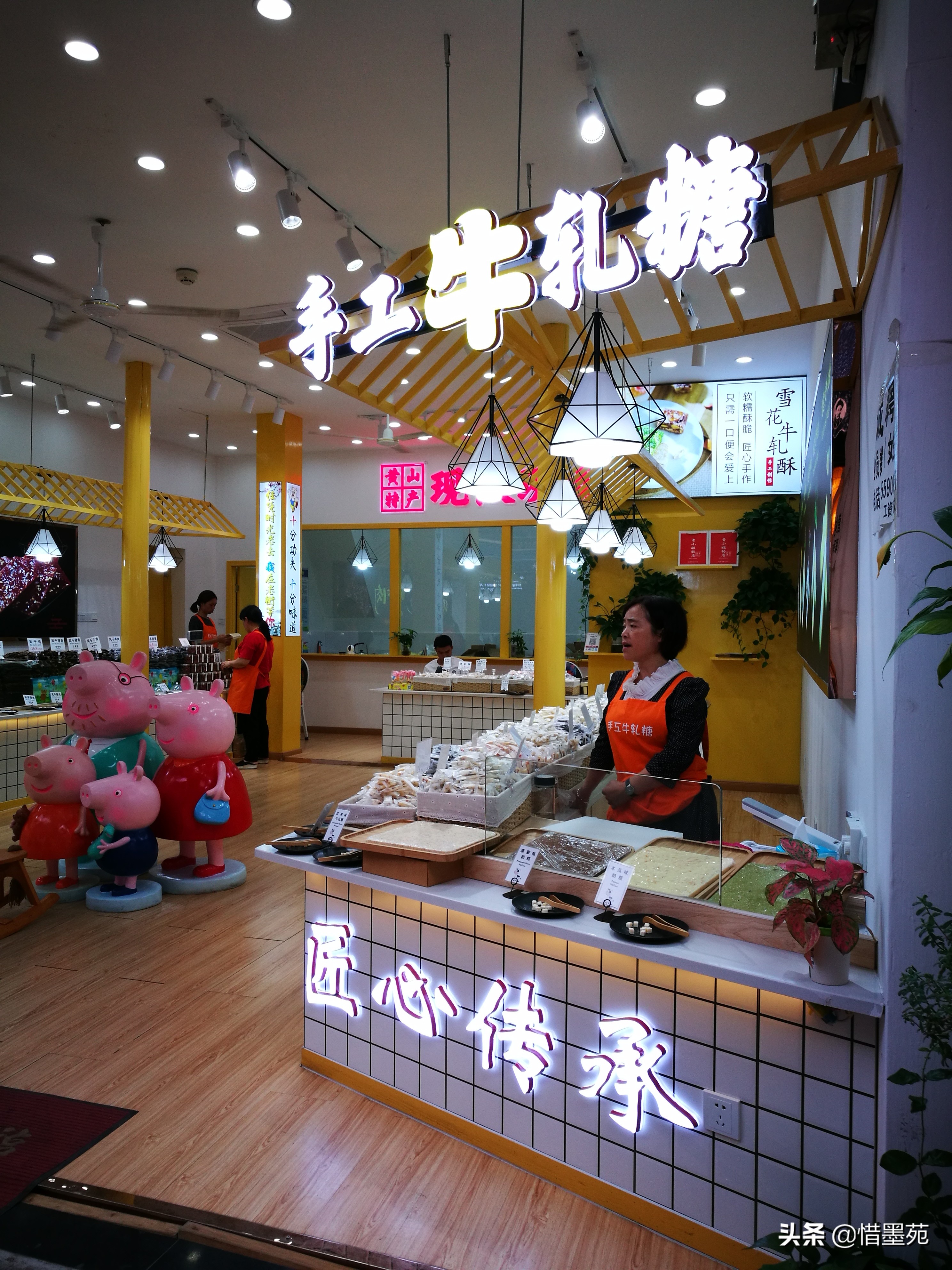 屯溪老街清明上河图,流动的清明上河图画卷