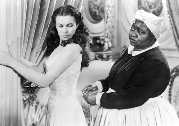 她为争宠，给自己打造了一副铁质刑具，却引得欧洲贵族纷纷效仿