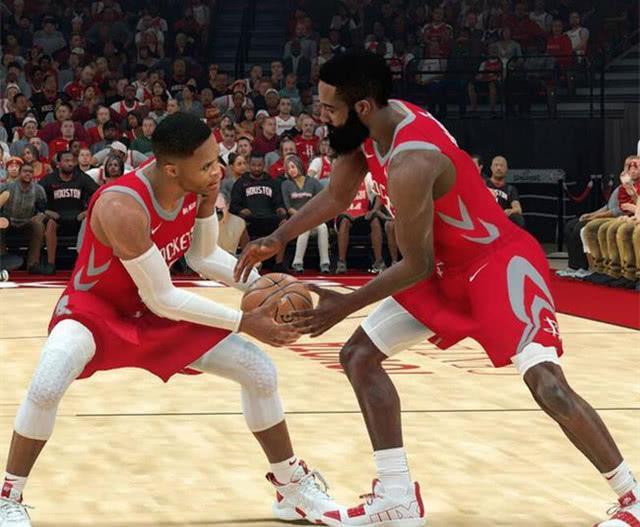 火箭哈登威少空接,火箭哈登赛前训练