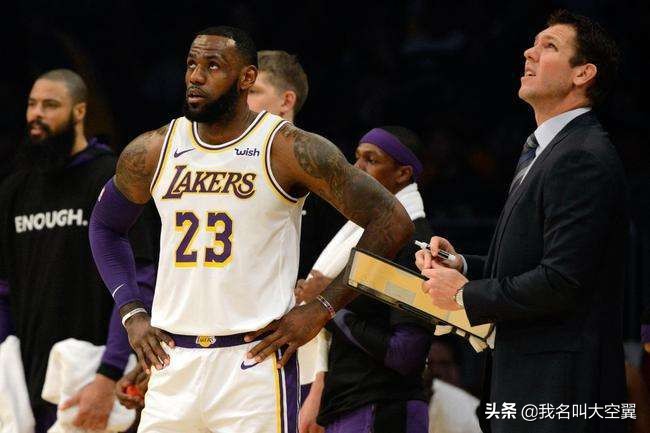 湖人119-108掘金比赛球员表现分析,湖人新赛季到底怎么了