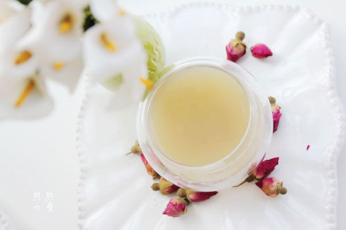 绿豆汤是红色解暑还是绿色解暑,绿豆汤真的是解暑神器