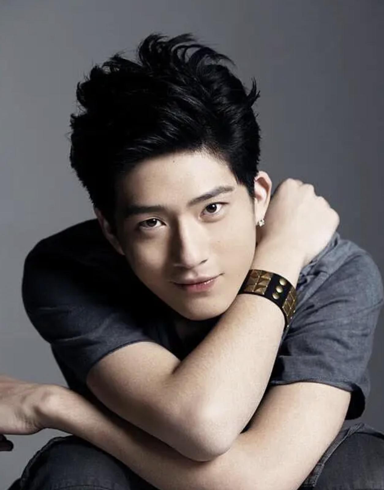 井柏然的励志成名史,井柏然的成长故事