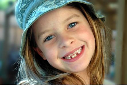 换牙以后怎么才能保护牙齿不黄,孩子换牙后牙黄是什么原因