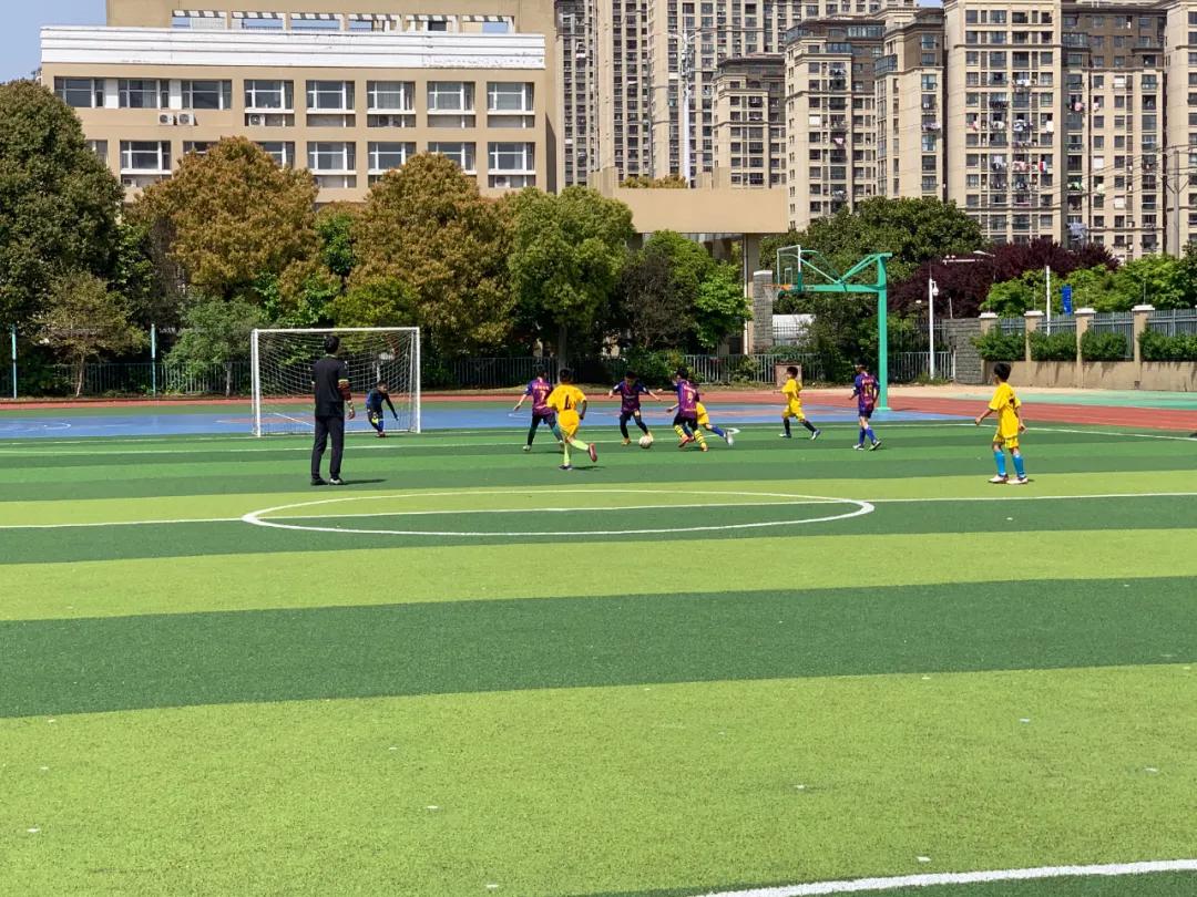 南通市小海小学在区第五届青少年足球联赛中喜获佳绩