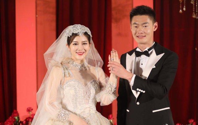 律师看前足球解说员漠寒美女说面对家暴不要妥协