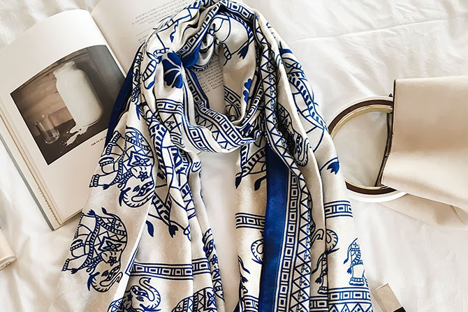 丝巾系法围头发,丝巾变帽子老年丝巾围法