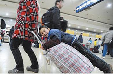 春运将至，“黄牛”黄了？看春运购置火车票背后的博弈