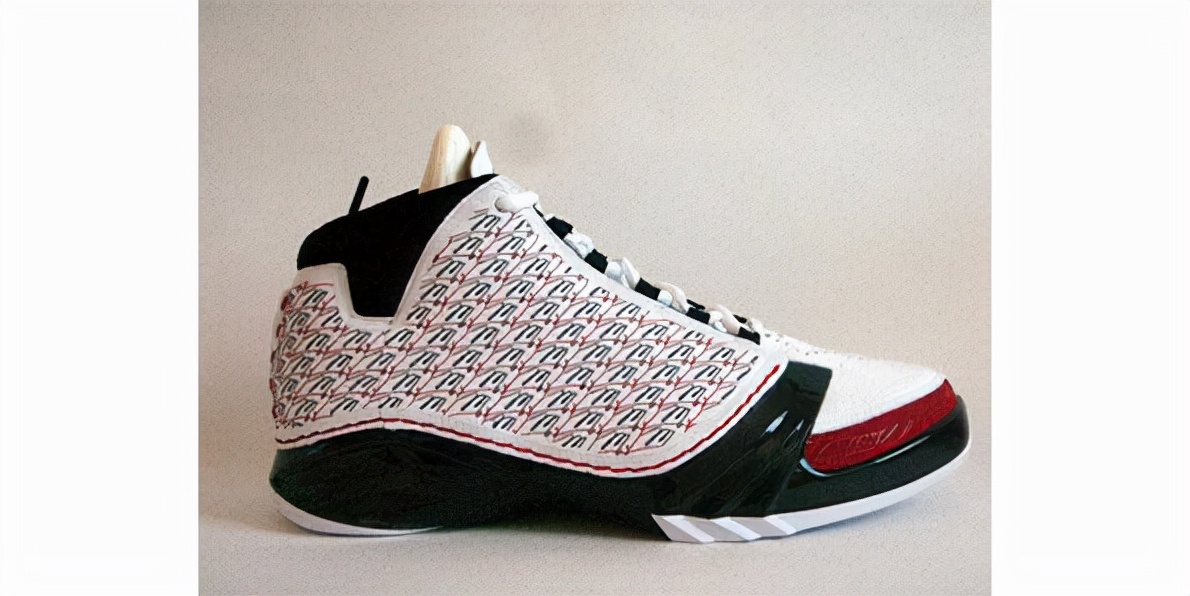 什么品牌篮球鞋性价比最高,学生篮球鞋有什么推荐的品牌