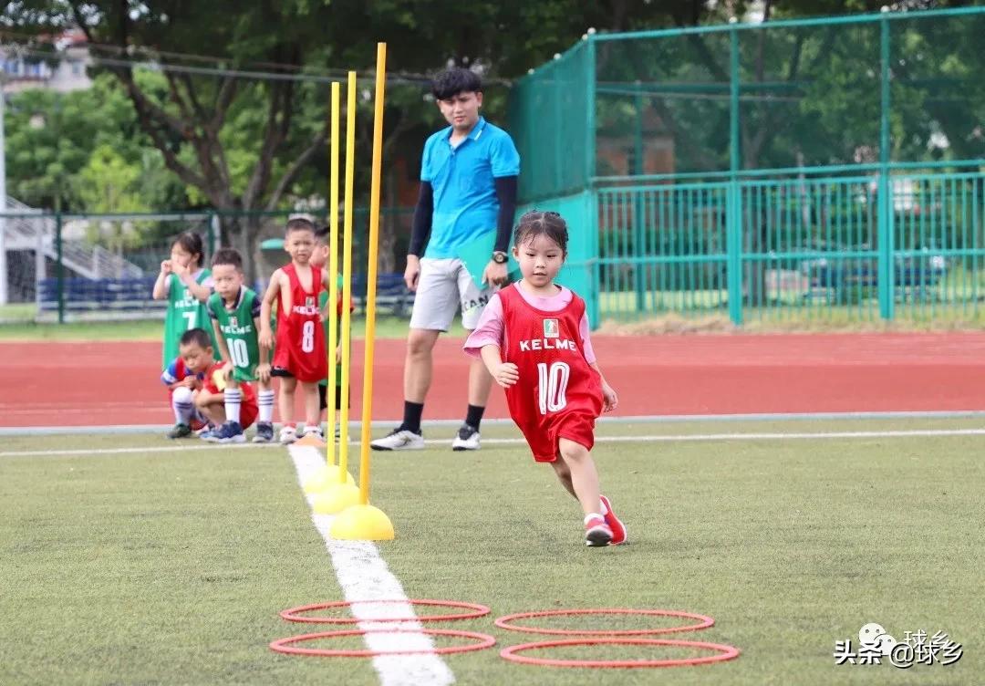 快乐足球记忆录,足球带给孩子们更多的快乐和成长