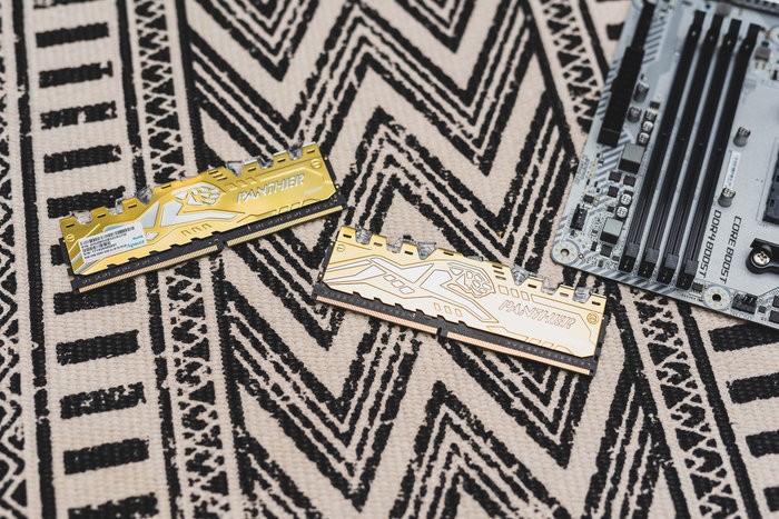 锐龙r7和i7哪个游戏性能好,锐龙73700x不配显卡玩游戏